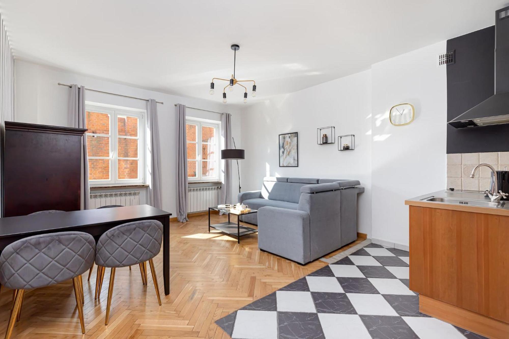 Fashioned Apartment Rycerska By Noclegi Renters Varšava Exteriér fotografie